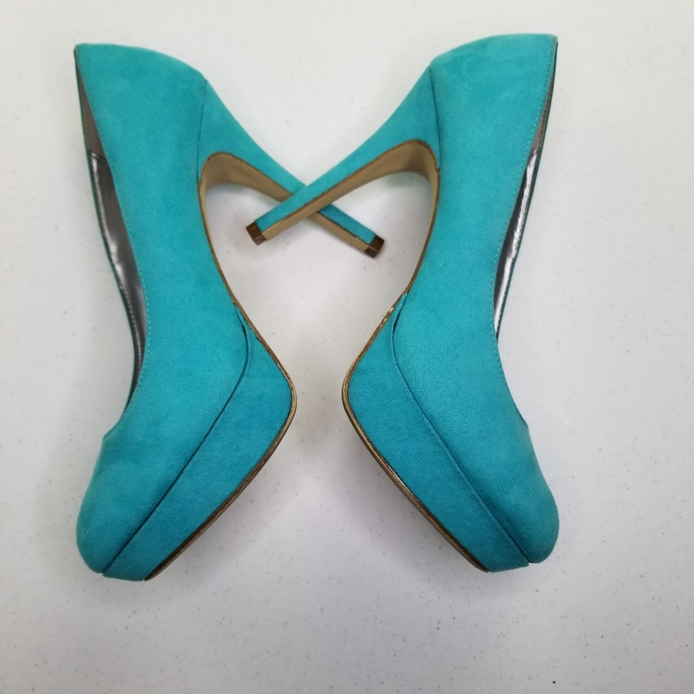 Xappeal turquoise platform heel size 10